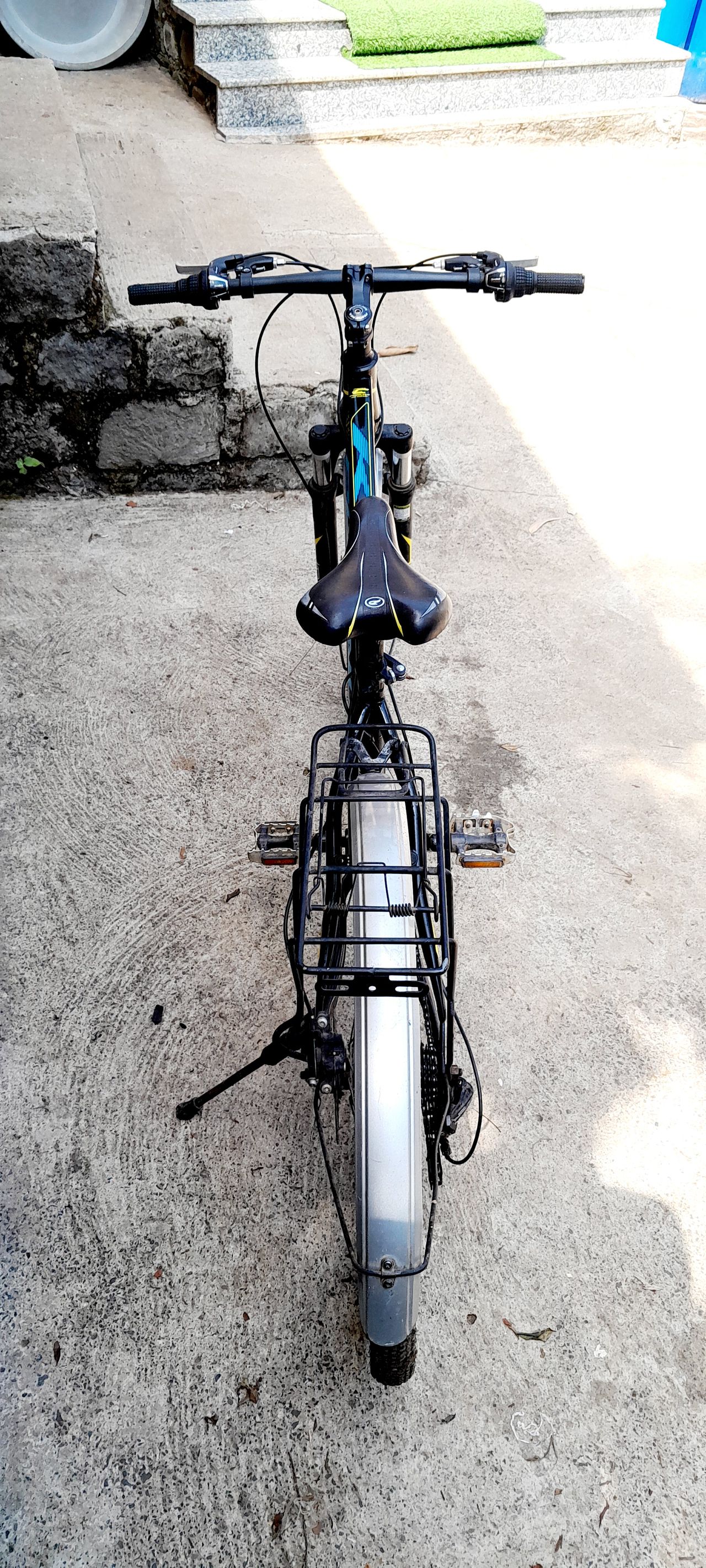 Used phoeix mountain bike